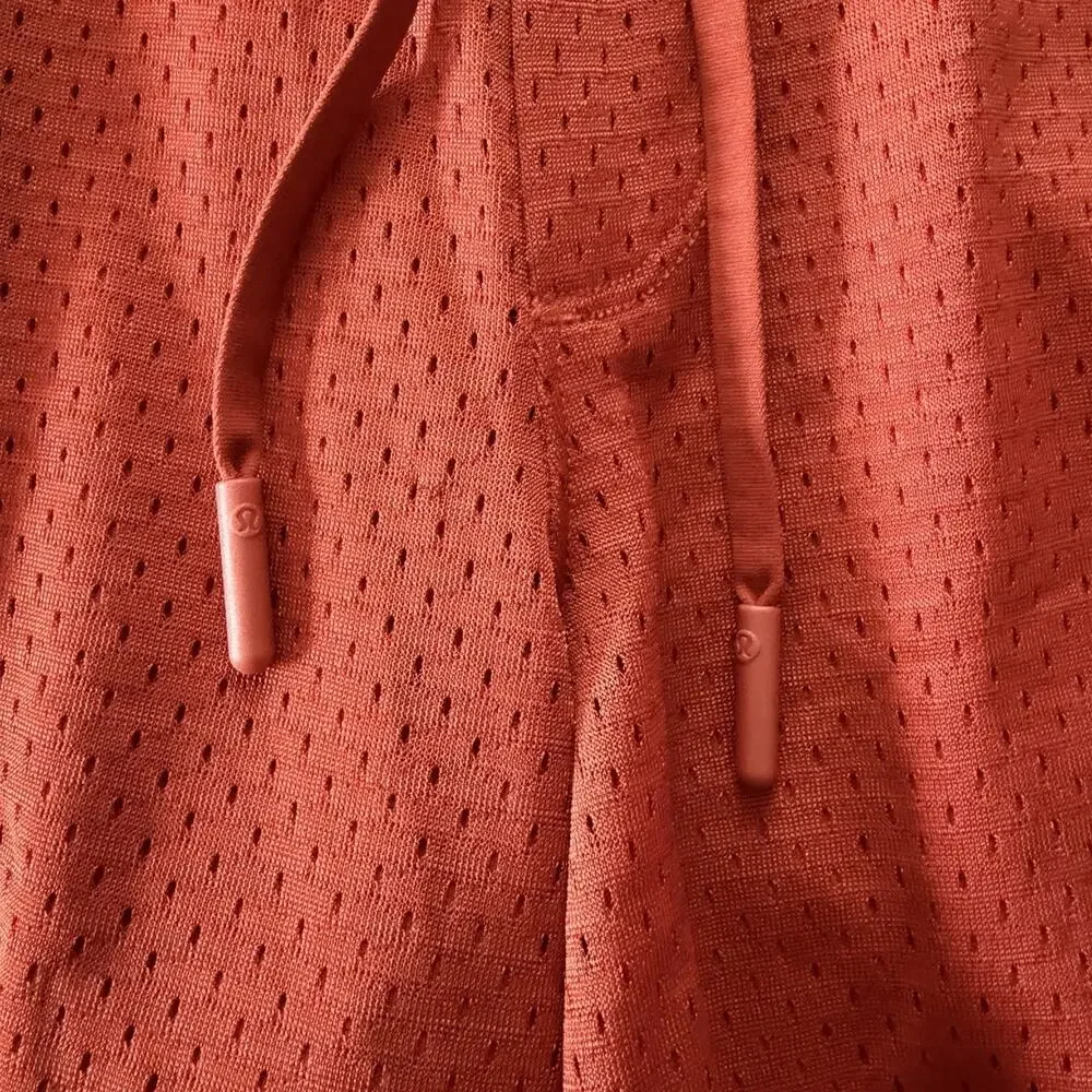 Lululemon Short 7” Mesh Lined Double Layered LM7BSES Orange Men's M NWOT